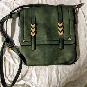 Messenger style crossbody bag